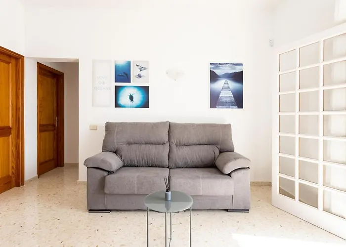 Santiago 25 With Sea View Tatil Evi
